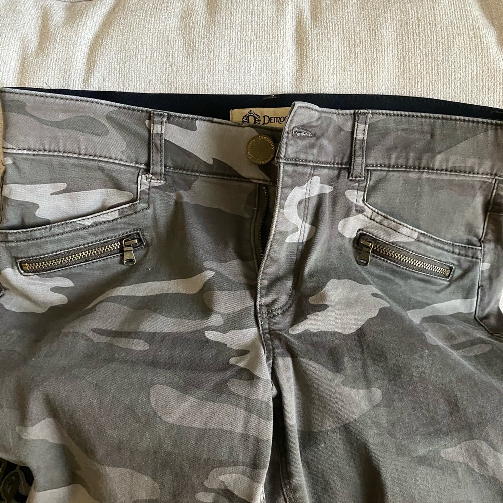 Democracy AB Tech Womens Camo skinny jeans Size:8